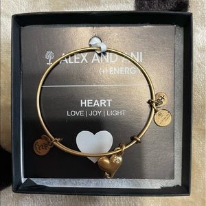 ALEX AND ANI HEART BRACELET NWT